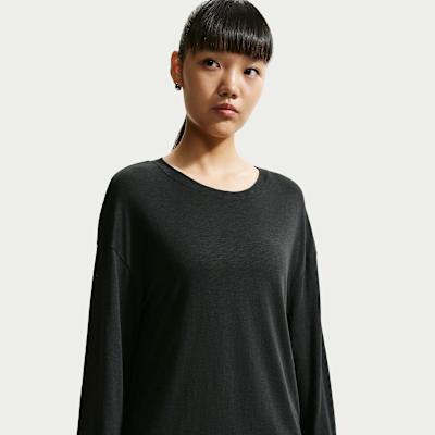 Nike T Shirts Women s Black Crew Neck XS
