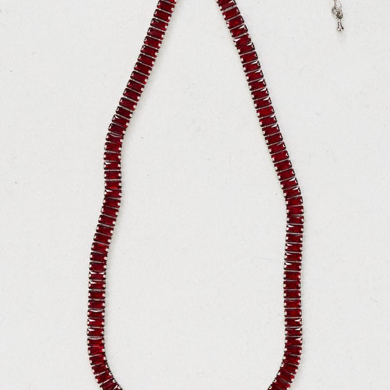 SORRY TOO MUCH LOVE Red Square Jewel Necklace_Red