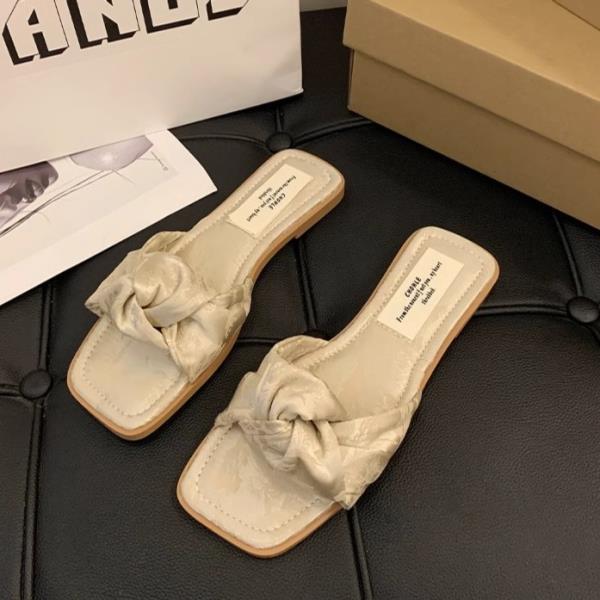 Fashion Shoes Slippers Flat Rubber Flip Flops Slides Slipers Women Hawaiian 2025 Shoes Woman 2025 Female Slippers Rubber Flip Flops New