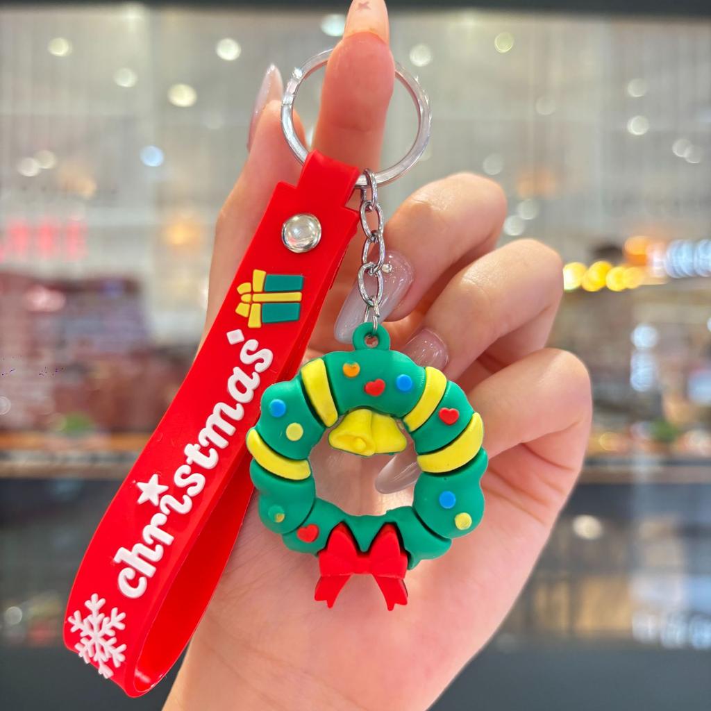 New Christmas Cartoon Keychain Bag Pendant Exquisite Santa Claus Car Keychain Small Gift