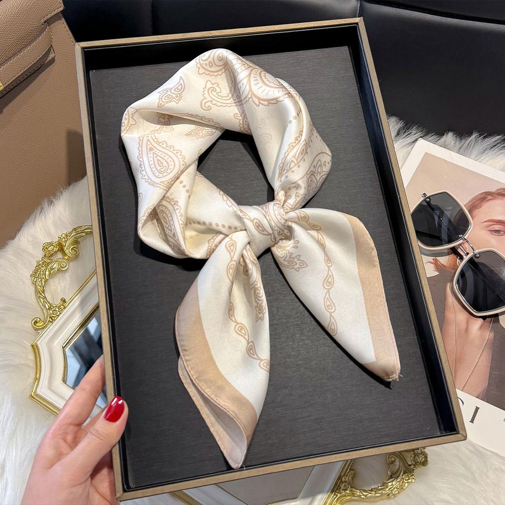 New Fashion 70X70Cm Women'S Scarf Silk Paisley Print Scarf Square Shawl Decorative Headband Neck Luxury Design Bandana