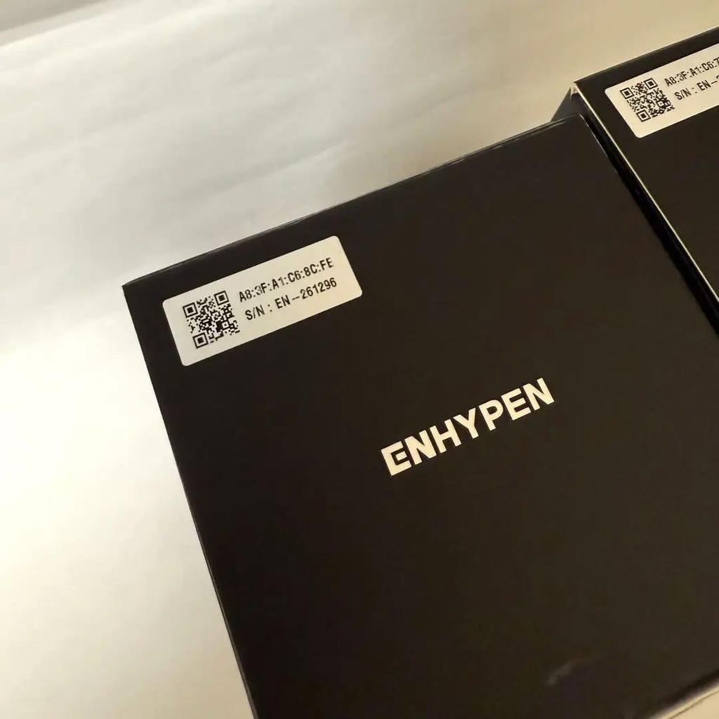 [USED] ENHYPEN OFFICIAL LIGHT STICK ver.1 Set of 2