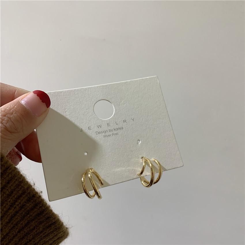 Серьги-гвоздики из простого металла геометрической формы  Серебряная игла , нишевый дизайн