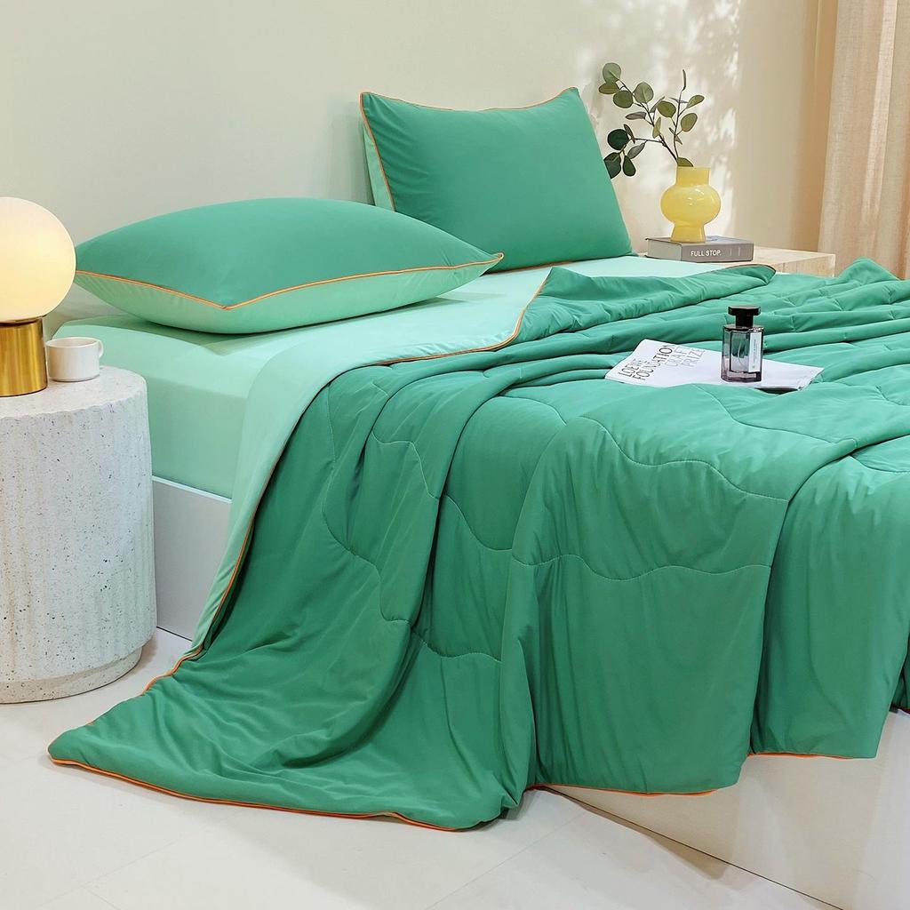 A-Class Light Luxury Cooling Quilt - Black Technology, Machine Washable, Summer Quilt, Air Conditioning Compatible