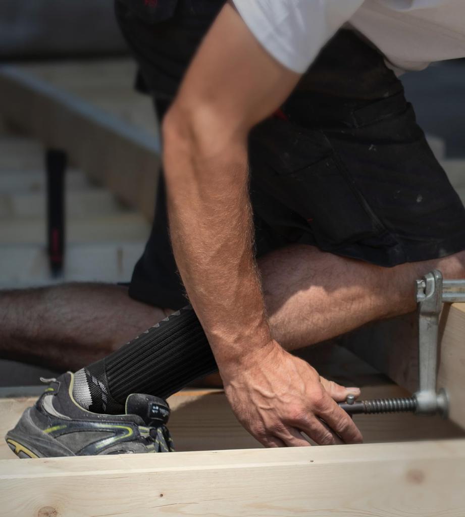 KEMISANT Men's 6-Pair Socks, Compression Wicking Socks for Running and Sports, with Arch Support (6 Pairs, Sizes 27.0-29.0cm)