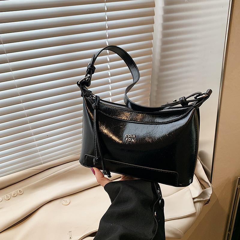 Ielgy Underarm Work Commuter Bag Female Large Capacity Autumn Winter Retro Niche Design Shoulder Messenger Bag