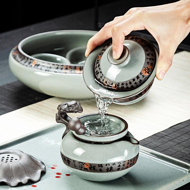 Exquisite Shape Tea Maker and Infuser Porcelain Chinese Gongfu Tea Set Ceramic Tea Cup