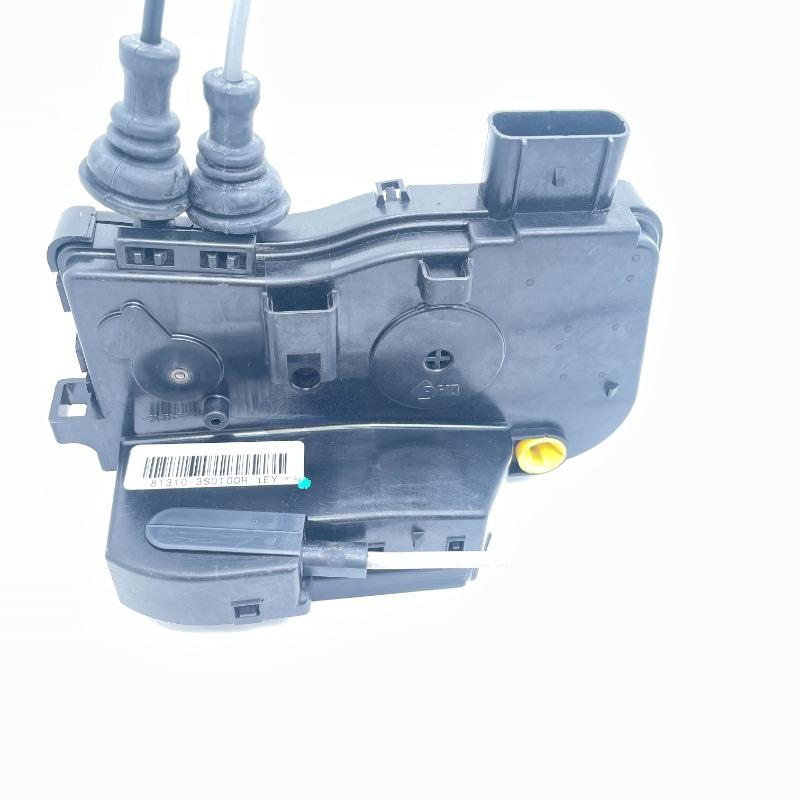 Front Door Lock Actuator Motor 813103S010 813203S020 LH RH For Hyundai SONATA YF i45 2011-2015