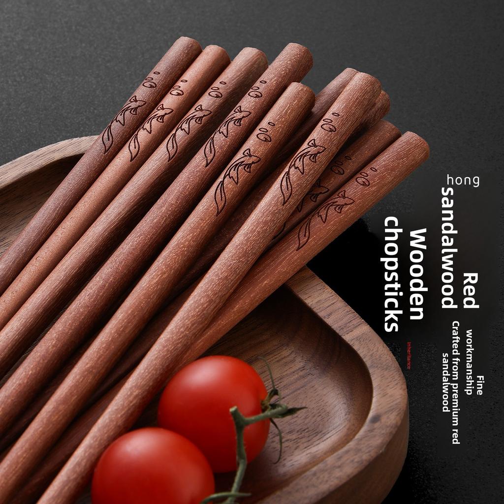 The Carved Natural Red Sandalwood Chopsticks Symbolize High-quality Solid Wood Chopsticks Without Paint or Wax