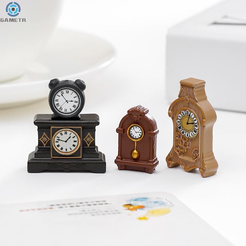 1/8Pcs Vintage Miniature Wall Clock Toy 1:12 Scale Dollhouse Furniture Accessories European Model Decor