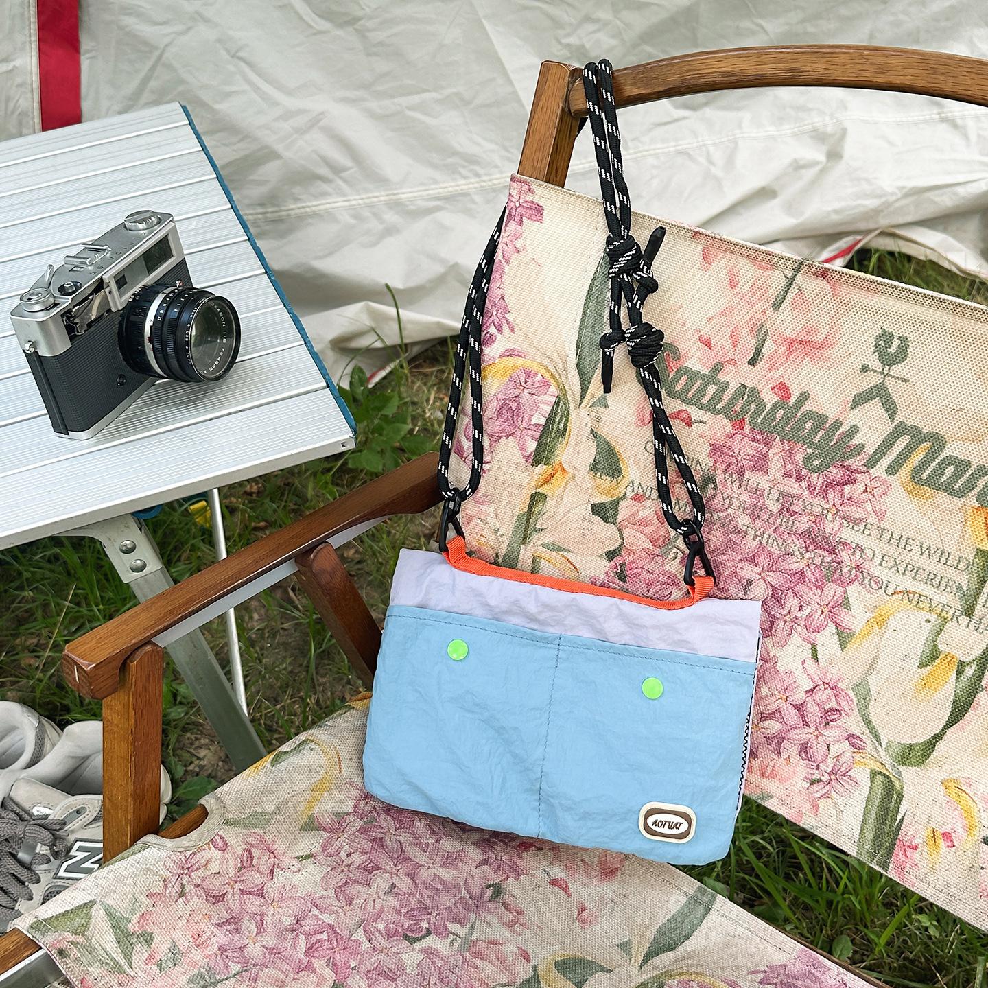 

Niche design casual texture fashion small square bag autumn and winter new 2025 trend women s shoulder messenger bag синий