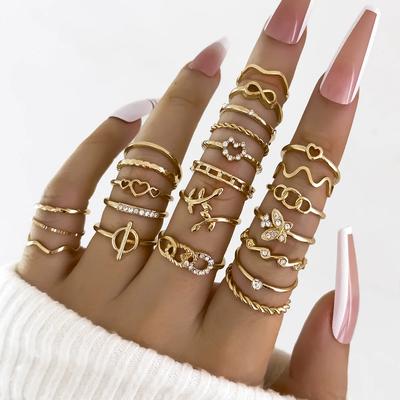 Juego de 23 Anillos Geométricos para Nudillos para Mujeres Cristal Mariposa Corazón Color Dorado Anillos Femeninos Modernos Joyería de Fiesta Regalo