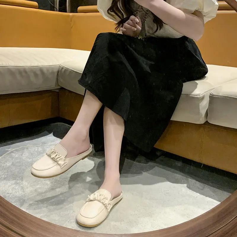 Fashion Flat Round Toe Shoes Comfortable Elegan Slides On Sale Chic Elegant 2025 Trend Fashionable Women's Slippers and Ladies Sandals
