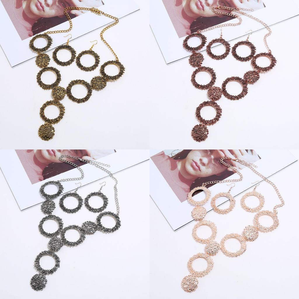 Retro Alloy Necklace Jewelry Set With Gold Plated Finish For Art Fashion Enthusiasts