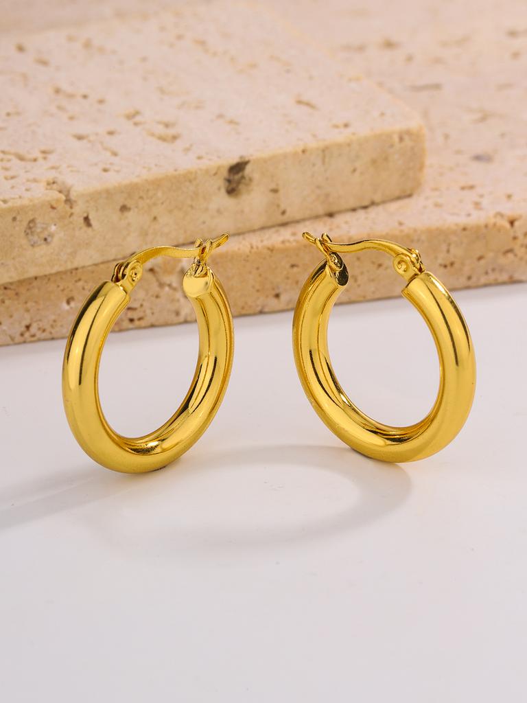 Special for smooth titanium steel earrings, simple and sweet temperament, stainless steel jewelry, niche design sense