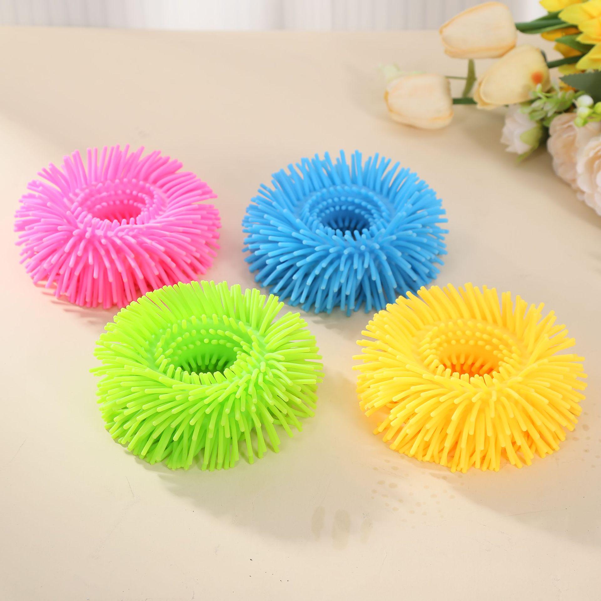 

Soft Rubber Furry Inflatable Bracelet with Decompressing Ball жовтий