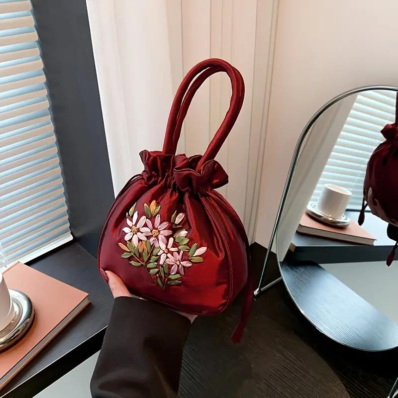 

Yogodlns Ретро Вышивка Сумка на шнурке Цветочный узор Сумка-ведро Женская модная сумка Портмоне 19x5.5x21cm вино красного