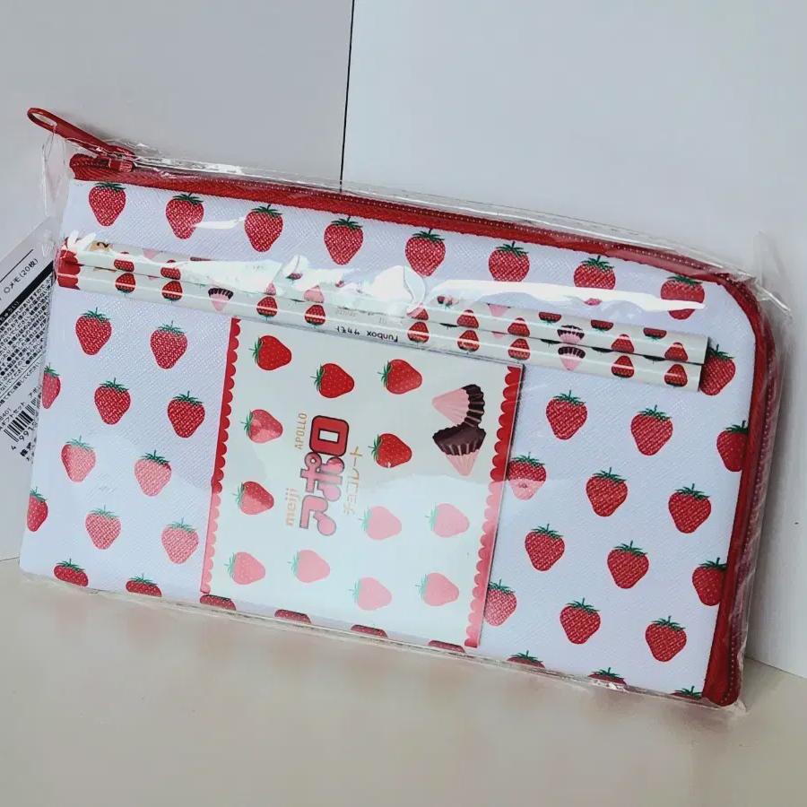

Meiji Oyatsu Pouch Gift Set