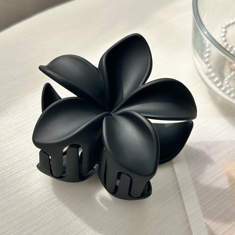 Versatile Plumeria Shark Hair Clip - Japanese Korean Style