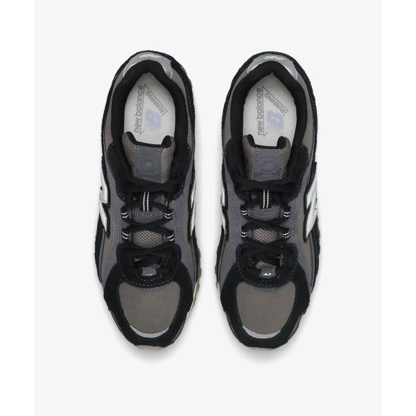 New Balance 204L Melns Magnēts Unisex