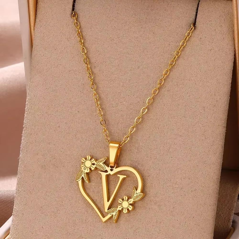 New English Alphabet Heart Pendant Gold Flower Premium Titanium Steel Gold Plated Necklace Clavicle Chain Fresh Woman