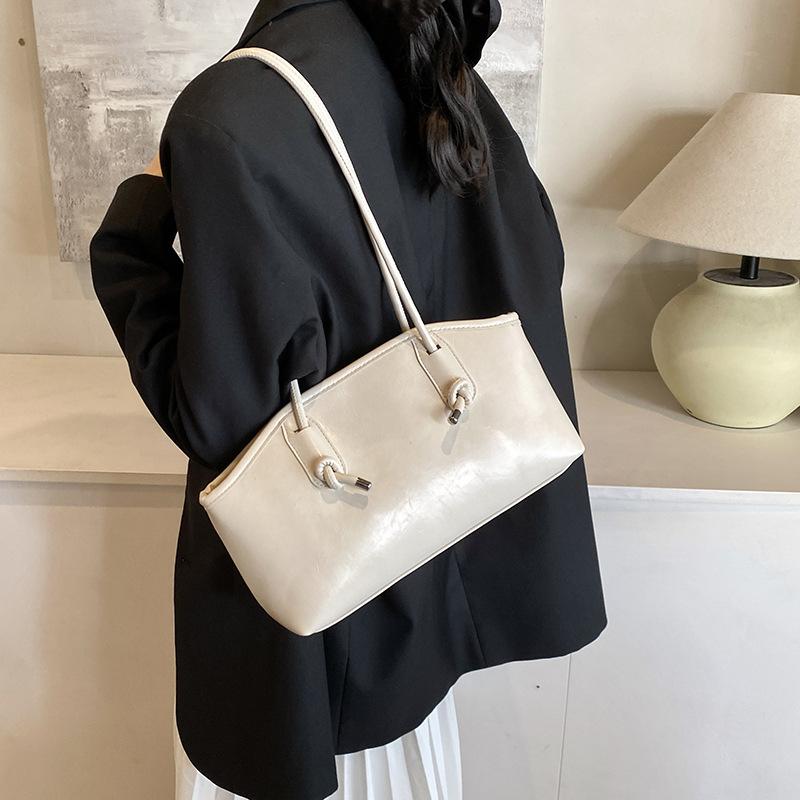 Autumn and Winter Retro Armpit Large-capacity Tote Bag Women's 2025 New Fashion Trend Shoulder Bag Work Commuter Women's Bag