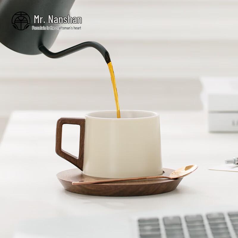 Mr. Nanshan Ceramic Coffee Mug Set
