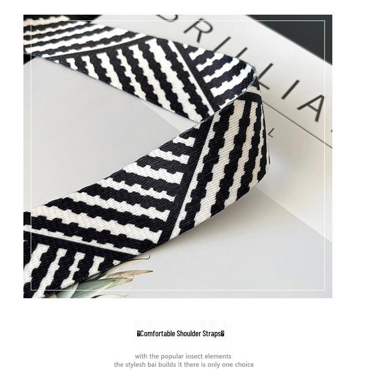 Women's 2025 Korean Style Color Block Tote Bag with Wide Strap: New Large Capacity Casual Shoulder Handbag