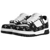 Trainer Maxi Low Top Skateboard Shoes Unisex Black White 1ACXAQ