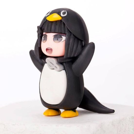 Small Penguin Doll Figurine Cute Cartoon Penguin Figure Collectible Ornament for Office Desk Car Dashboard Decor