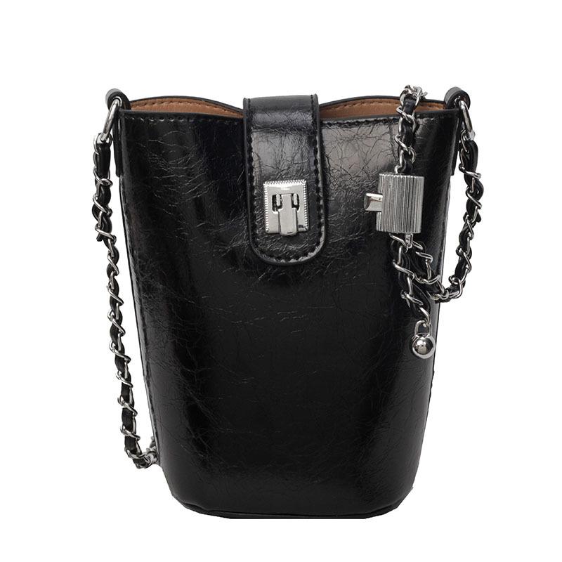 Trendy new niche design simple mobile phone bucket bag personalized fashion high sense chain messenger bag women