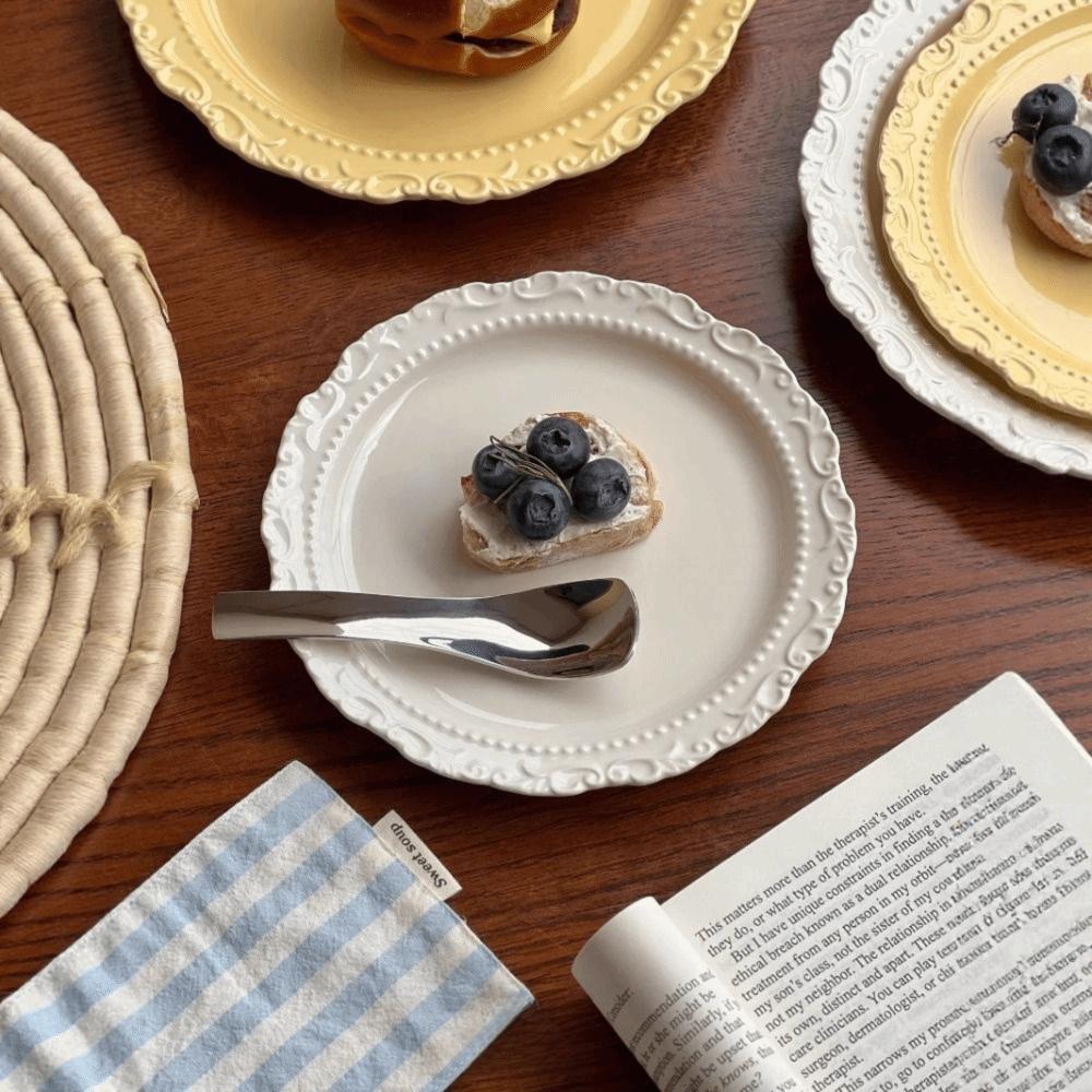 Embossed Design Ceramic Dessert Plate White/Yellow Color Western Dining Tableware  Kitchen Use