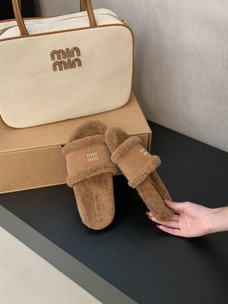 

Женские тапочки из овечьей шерсти на толстой подошве, новые весна-осень 2025, корейская версия, темпераментные туфли-маффины в французском стиле на одном ремешке 39 коричневый