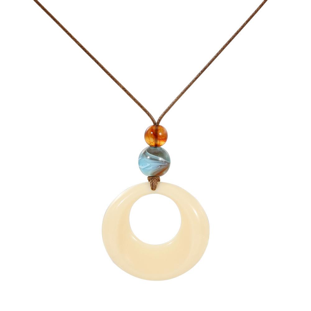 Fashion Resin Round Hollow Pendant Necklaces for Women Girls Vintage Long Rope Sweater Chain Necklaces Party Jewelry Accessories