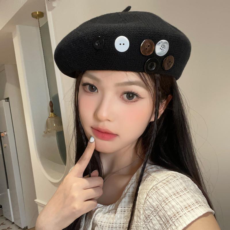 

Summer Beret Elegant Hat With Vintage Button And Hollow Design For Wear Unisex чёрный