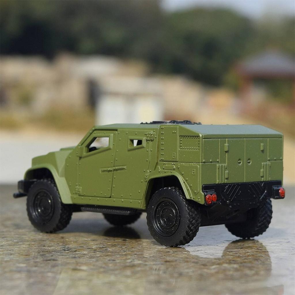 American JLTV Armored Vehicle 5 Inch Metal Car Simulation Diecast & Toy Vehicle RMZ City 1:36 Alloy Military Model Gifts For Children