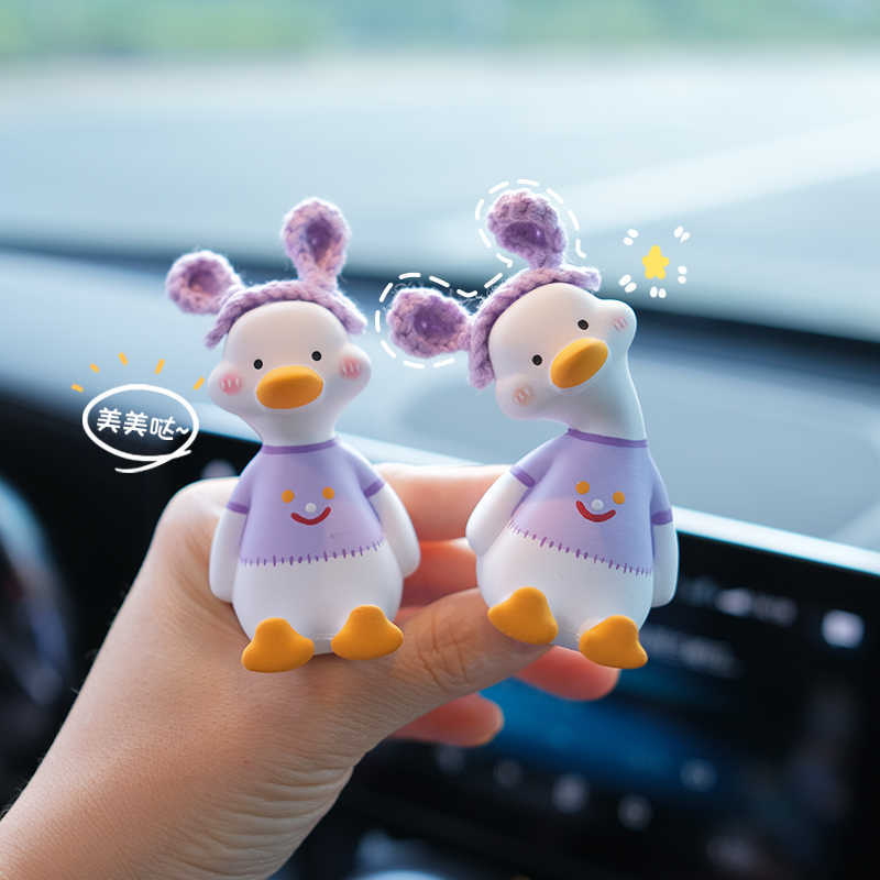 Car Accessories Internet Celebrity Duck Car Aromatherapy Perfume Car Console Decoration Supplies Girls