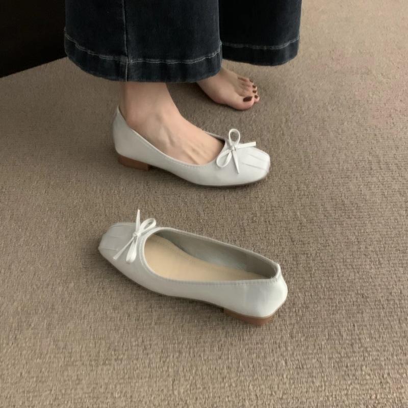 Bow square head shallow mouth flat-soled single shoes women's 2025 spring and autumn new gentle satin surface versatile casual single shoes