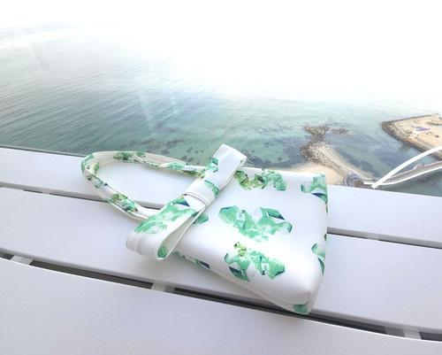 Suin Big Ribbon Tote Bag - White