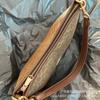 High-quality Laurel Stray Bag, Large Capacity, Fashionable and Versatile, Daily Commuting Messenger, Portable Shoulder Bag for Women