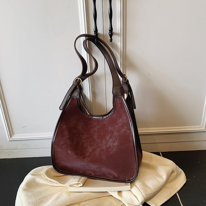 Autumn new soft waxy women's bags versatile light luxury fashion matte personalized portable underarm bags trendy shoulder bags