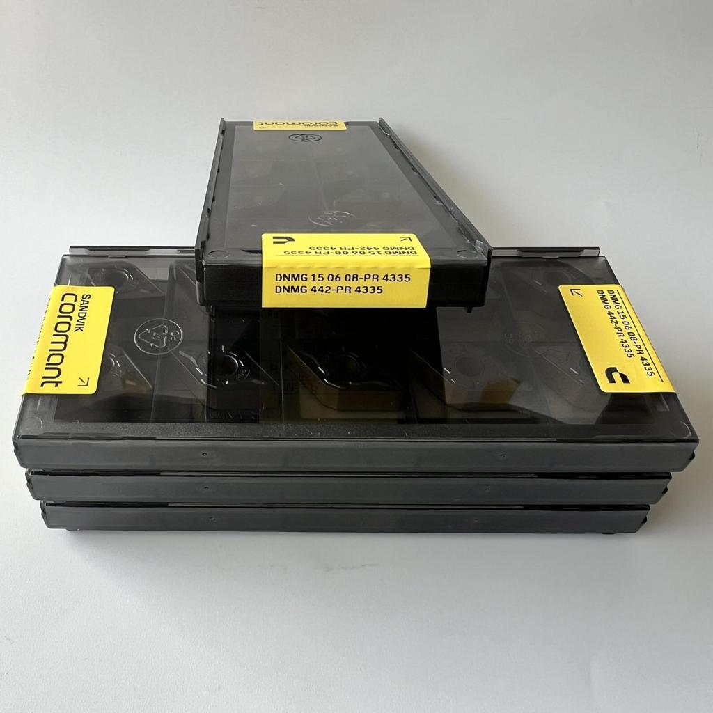 SANDVIK / DNMG150608-PR 4335 / Original Swedish hard alloy blade 10 Pcs