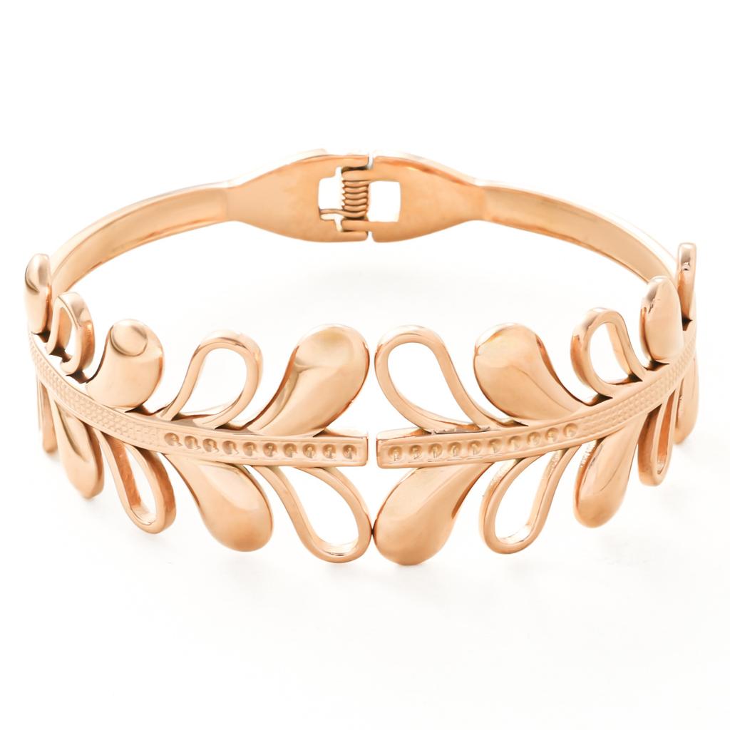 TEMU hot-selling stainless steel bracelet female personality exaggerated irregular heart-shaped butterfly does not fade hand