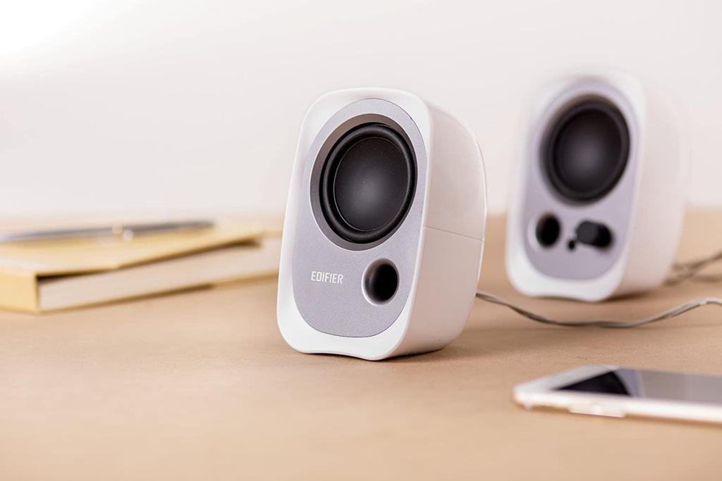 Edifier R12U 4W Maximum Japanese Distributor USB-powered Speaker, Output, White. [Authorized Product] ED-R12UWH-A