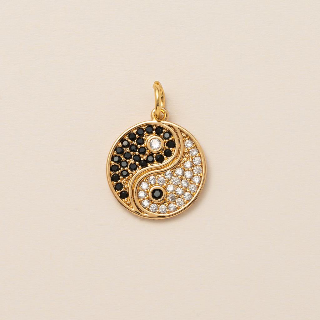European and American DIY handmade small pendant accessories, heart-shaped horseshoe pendant, gold-plated color preservation