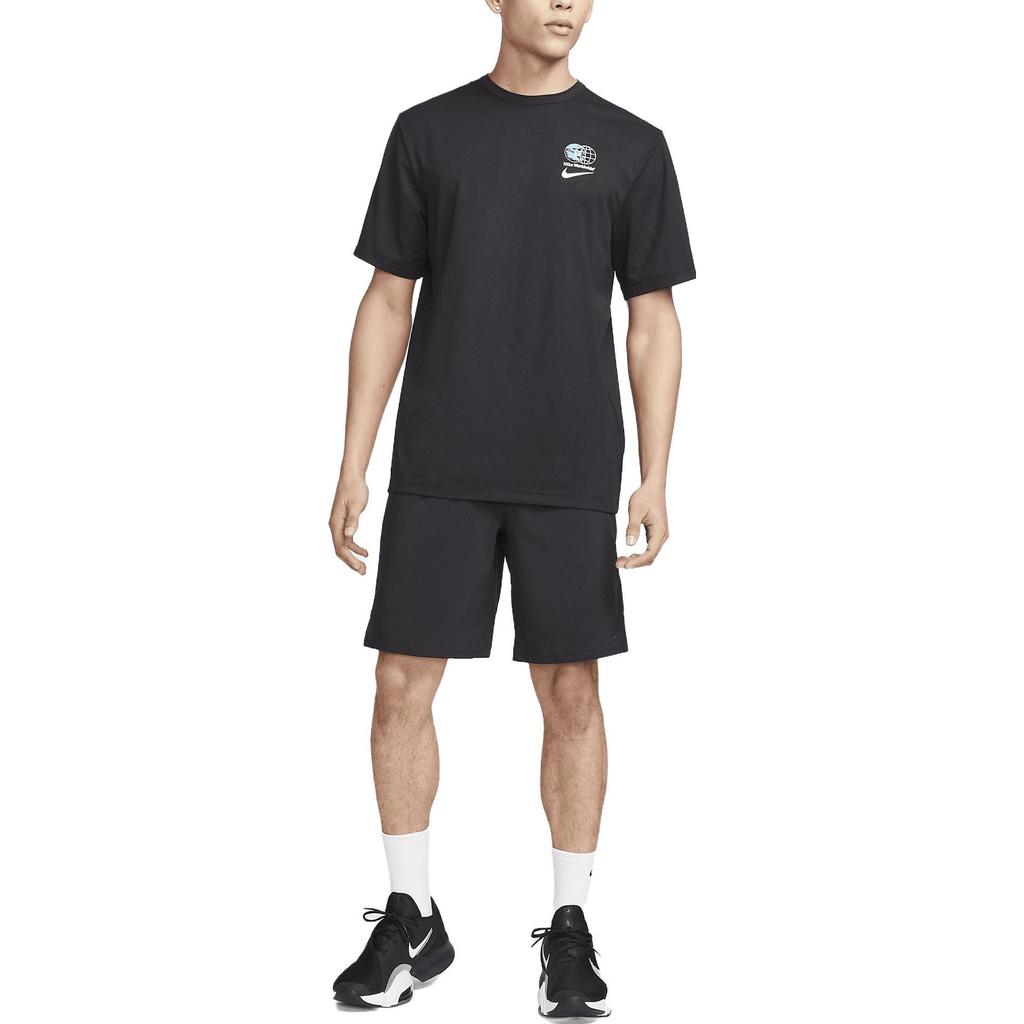 Nike T Shirts Men's Black Crew Neck Moderate Straight Fit DV9843-010