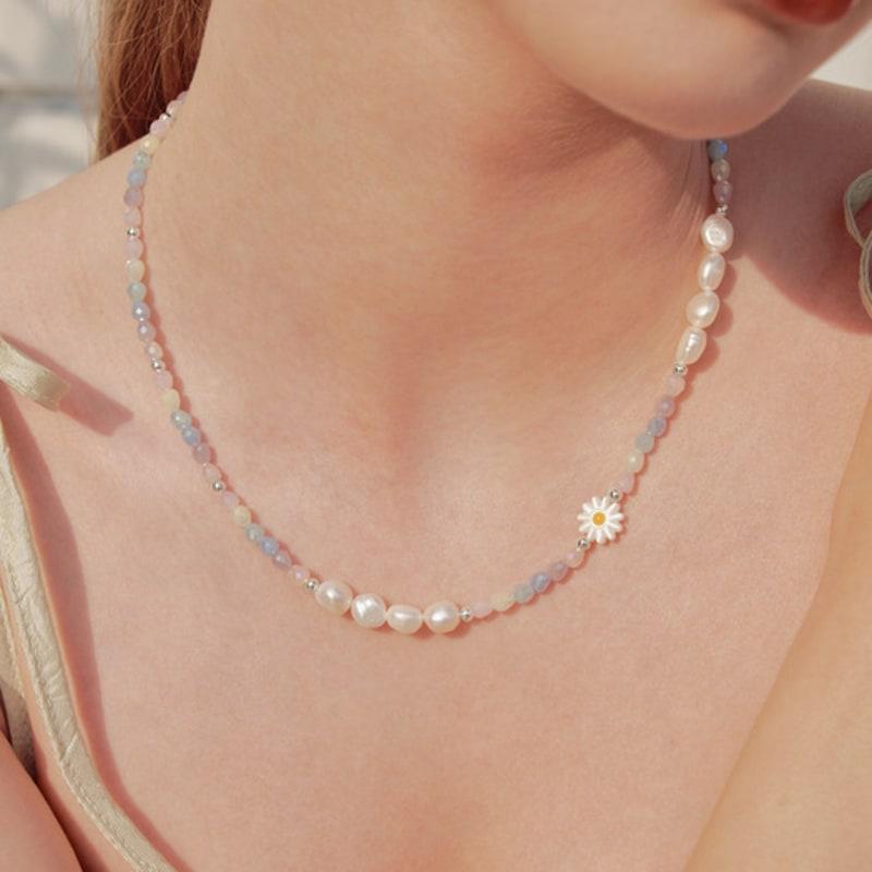 ENGBROX pastel moment daisy necklace
