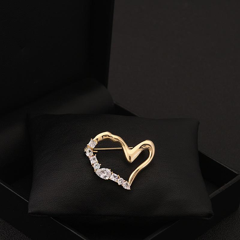 Opal Flash Diamond Bow Small Brooch Versatile Temperament Pin Anti-Light Artifact Fixed Clothes Suit Collar Pin