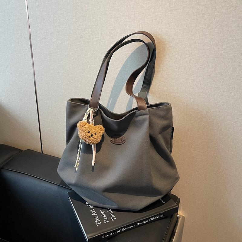 

Lazy wind canvas bag, new large-capacity shoulder pleated bag, versatile college student class tote bag