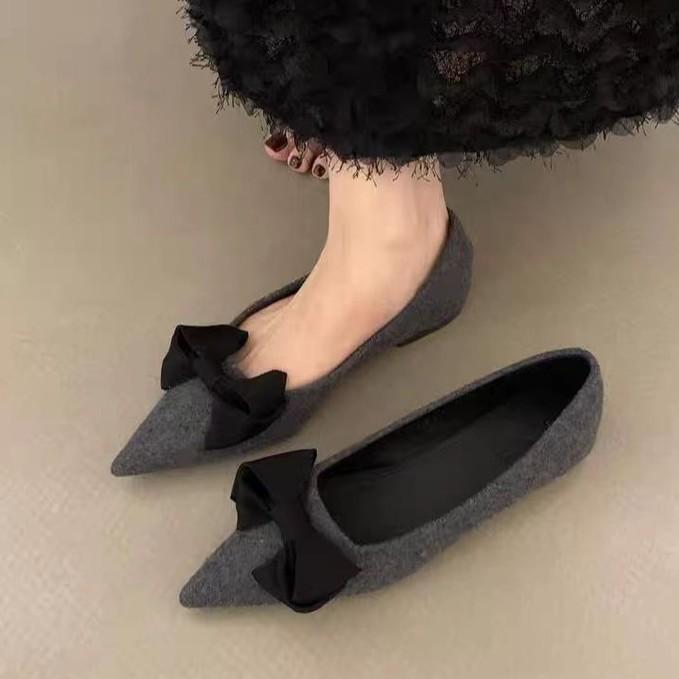 [Youshilai] Pointed Bow Temperament Single Shoe Women's 2025 Winter New Shallow Mouth Casual Versatile One Pedal